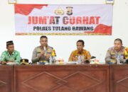 Kapolres Tulang Bawang Sebarkan Nomor Hotline dan Ajak Warga Perangi Narkoba Pada Kegiatan Jum’at Curhat